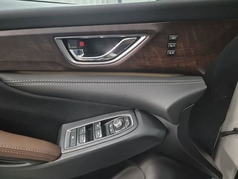 Used 2025 Subaru Ascent Touring w/ Popular Package #1 image 18