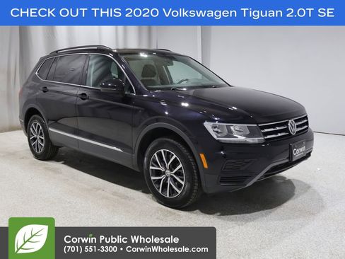 Used 2020 Volkswagen Tiguan SE w/ Panoramic Sunroof Package AWD/4WD image 1