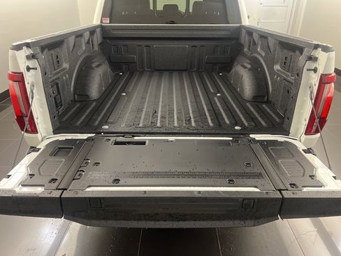 New 2025 Ford F150 Platinum w/ Equipment Group 702A High image 38