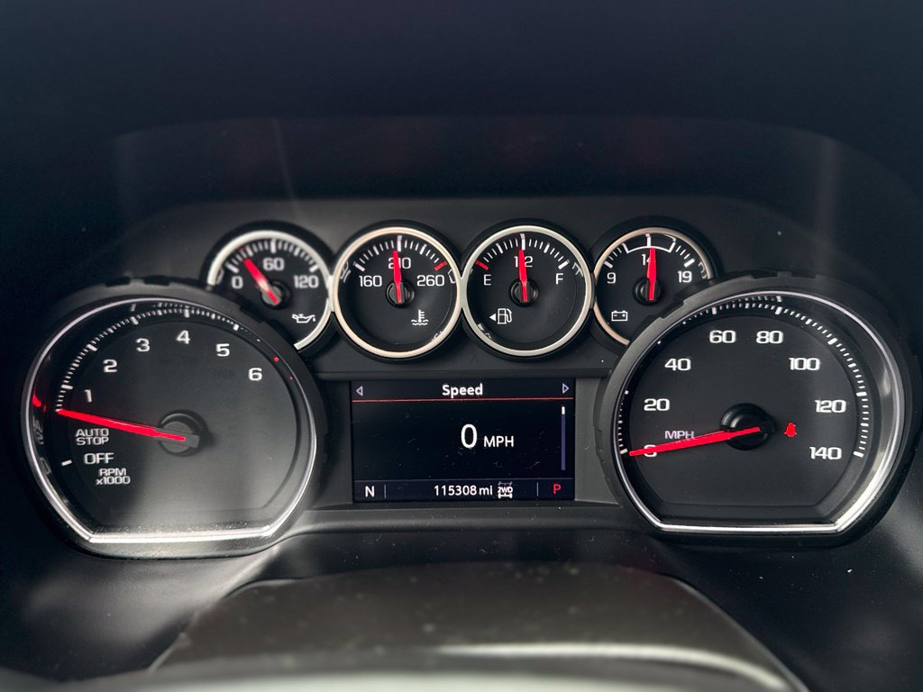 Used 2021 Chevrolet Suburban LT AWD/4WD image 19