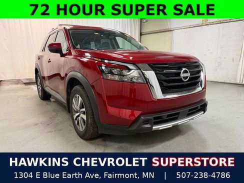 Used 2025 Nissan Pathfinder SL AWD/4WD image 1