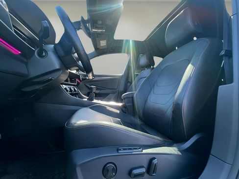 Used 2020 Volkswagen Jetta GLI Autobahn image 10