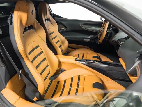 Used 2022 Ferrari SF90 Stradale AWD/4WD image 23