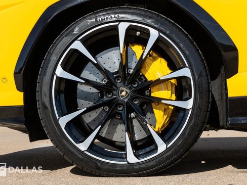 Used 2019 Lamborghini Urus image 8