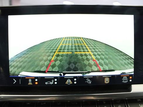 New 2026 GMC Sierra 1500 SLT image 3