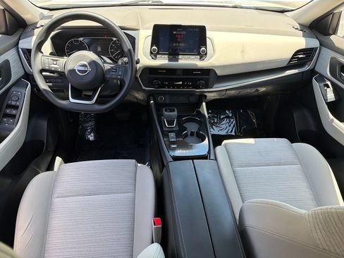 Used 2023 Nissan Rogue SV FWD image 14