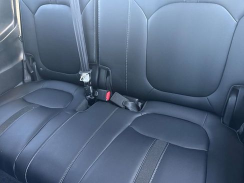 Used 2024 Honda Pilot EX-L image 17