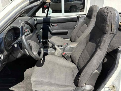 Used 1993 MAZDA MX-5 Miata RWD image 8