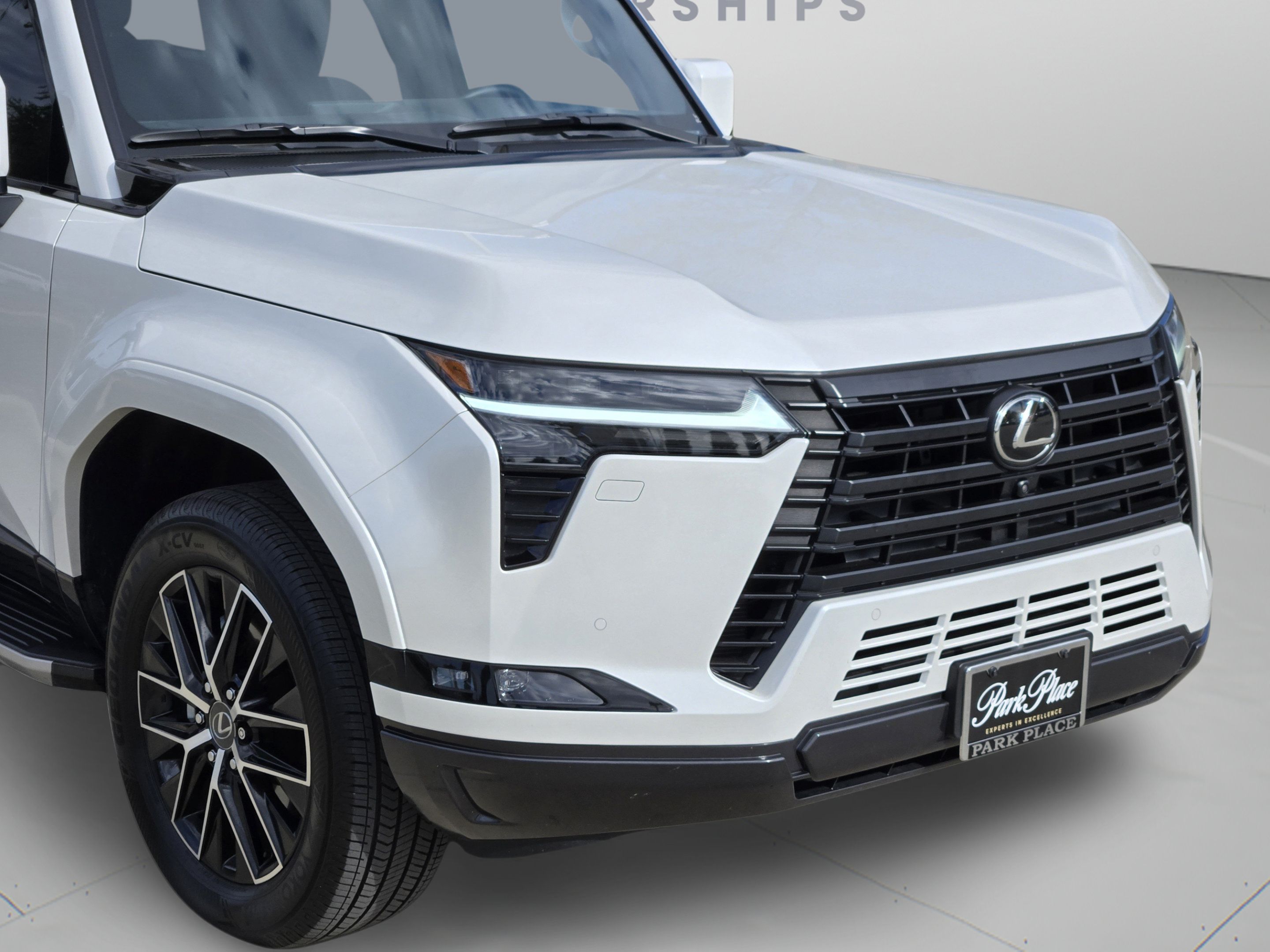 Certified 2026 Lexus GX 550 w/ Accessory Package (2T) AWD/4WD image 35