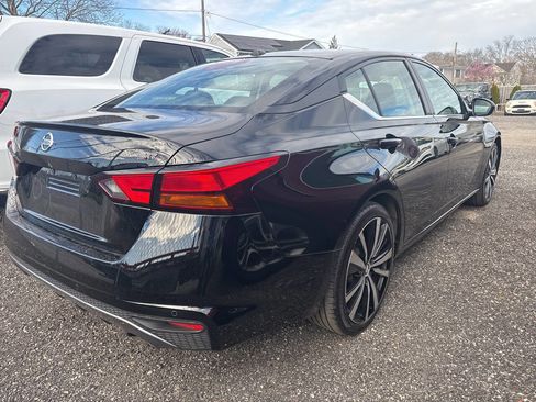 Used 2020 Nissan Altima 2.5 SR FWD image 7