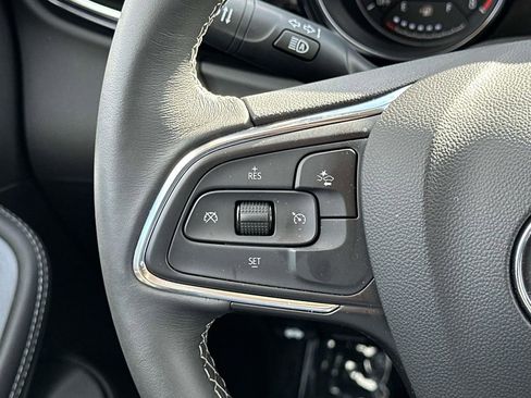 Used 2023 Buick Encore GX Select w/ Safety Package II image 23