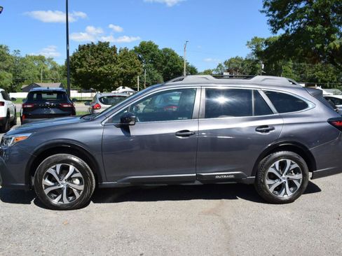 Used 2022 Subaru Outback Limited AWD/4WD image 11