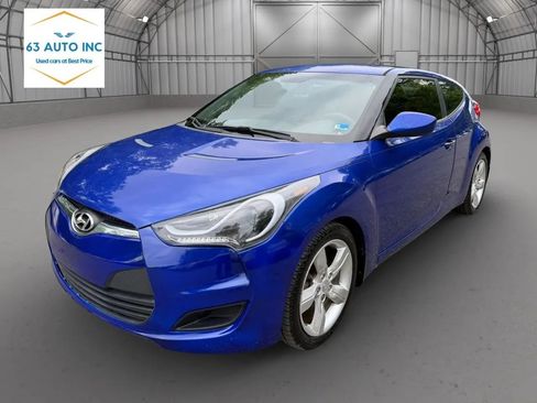 Used 2013 Hyundai Veloster FWD image 1