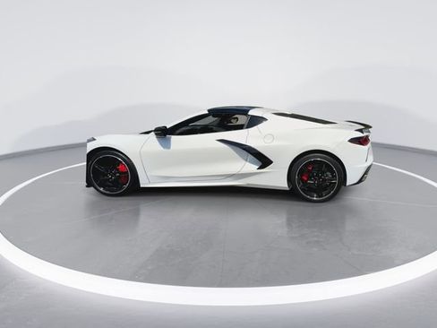 Used 2024 Chevrolet Corvette Stingray Coupe w/ 1LT RWD image 7