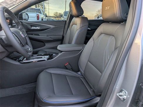 New 2026 Buick Envista Sport Touring w/ Convenience I Package image 18