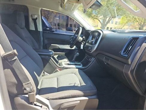 Used 2018 Chevrolet Colorado LT w/ Safety Package AWD/4WD image 24