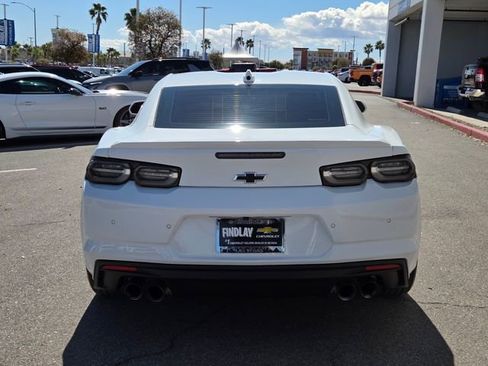 Certified 2021 Chevrolet Camaro LT image 5