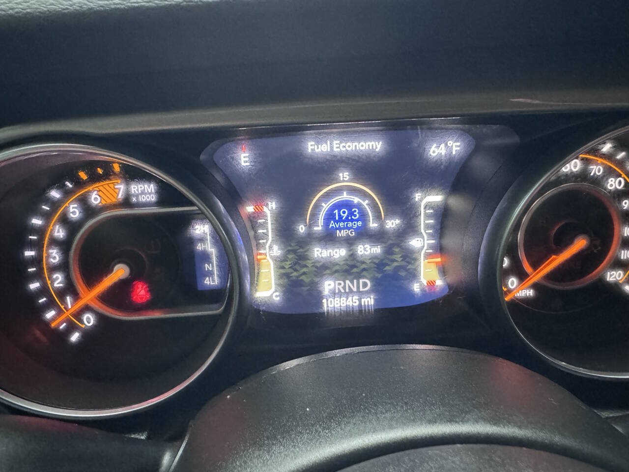 Used 2018 Jeep Wrangler Unlimited Sahara w/ Cold Weather Group AWD/4WD image 20