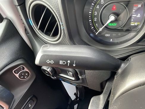 Used 2024 Jeep Wrangler Unlimited Rubicon 4xe AWD/4WD image 22