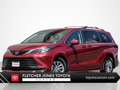 Certified 2023 Toyota Sienna LE w/ LE Plus Package