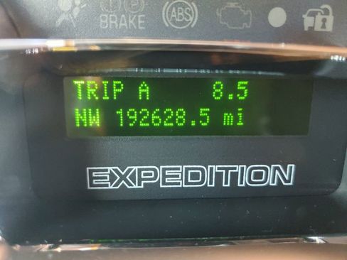 Used 2008 Ford Expedition EL Eddie Bauer image 19