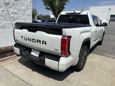 Used 2022 Toyota Tundra Platinum w/ Advanced Package AWD/4WD image 23