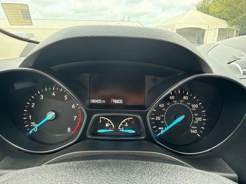 Used 2019 Ford Escape SE AWD/4WD image 25
