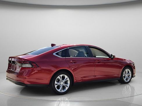 Certified 2024 Honda Accord LX image 7
