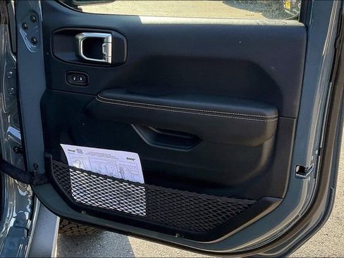 New 2025 Jeep Wrangler Unlimited Rubicon 392 image 26