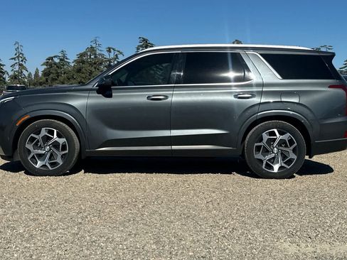 Used 2022 Hyundai Palisade Calligraphy w/ Winter Package AWD/4WD image 6
