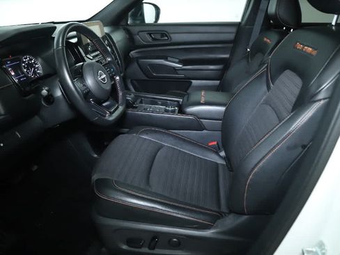 Used 2023 Nissan Pathfinder Rock Creek AWD/4WD image 18