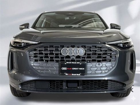 Used 2025 Audi Q5 Premium Plus w/ Premium Plus image 26