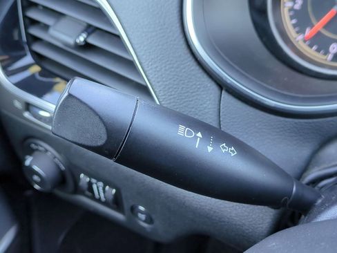 Used 2020 Jeep Cherokee High Altitude image 29