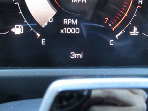 New 2026 GMC Acadia Denali w/ Super Cruise Package AWD/4WD image 34