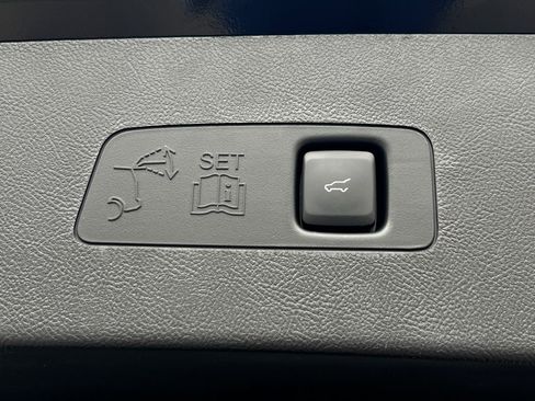 New 2026 Lincoln Corsair Premiere image 12