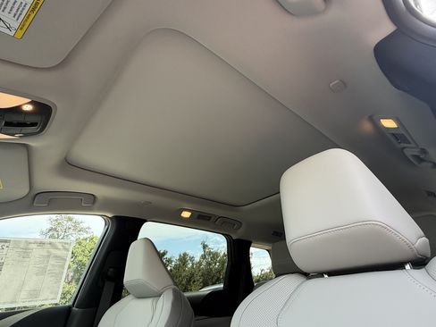 New 2027 INFINITI QX60 Luxe FWD image 24
