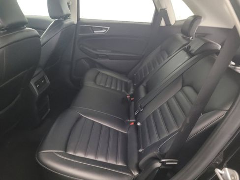 Used 2024 Ford Edge SEL image 18