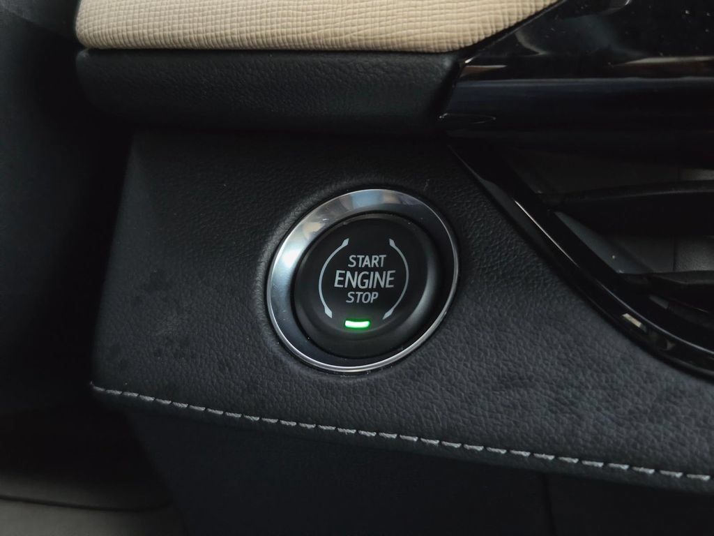 Used 2026 Buick Enclave Preferred FWD image 17
