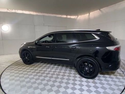 Used 2023 Buick Enclave Essence w/ Experience Buick Package image 6