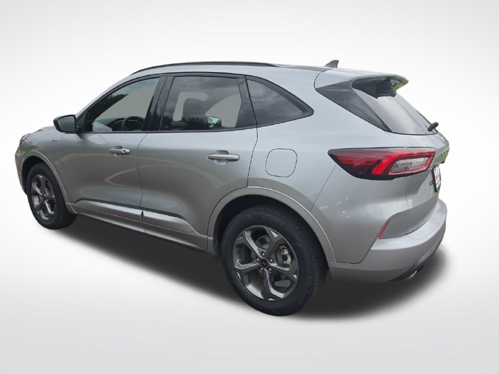 Used 2024 Ford Escape ST-Line AWD/4WD image 3