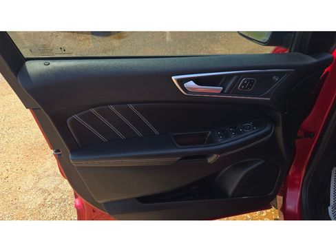 Used 2023 Ford Edge ST AWD/4WD image 24