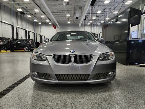 Used 2010 BMW 335i Coupe image 28