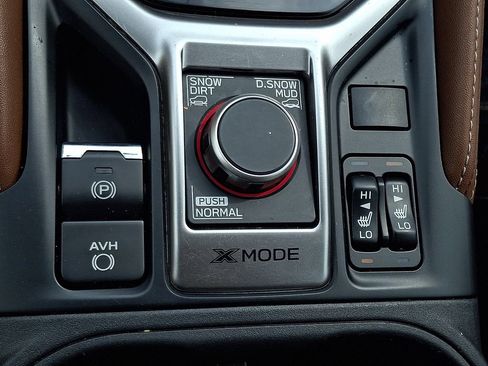 Used 2019 Subaru Forester Touring AWD/4WD image 26