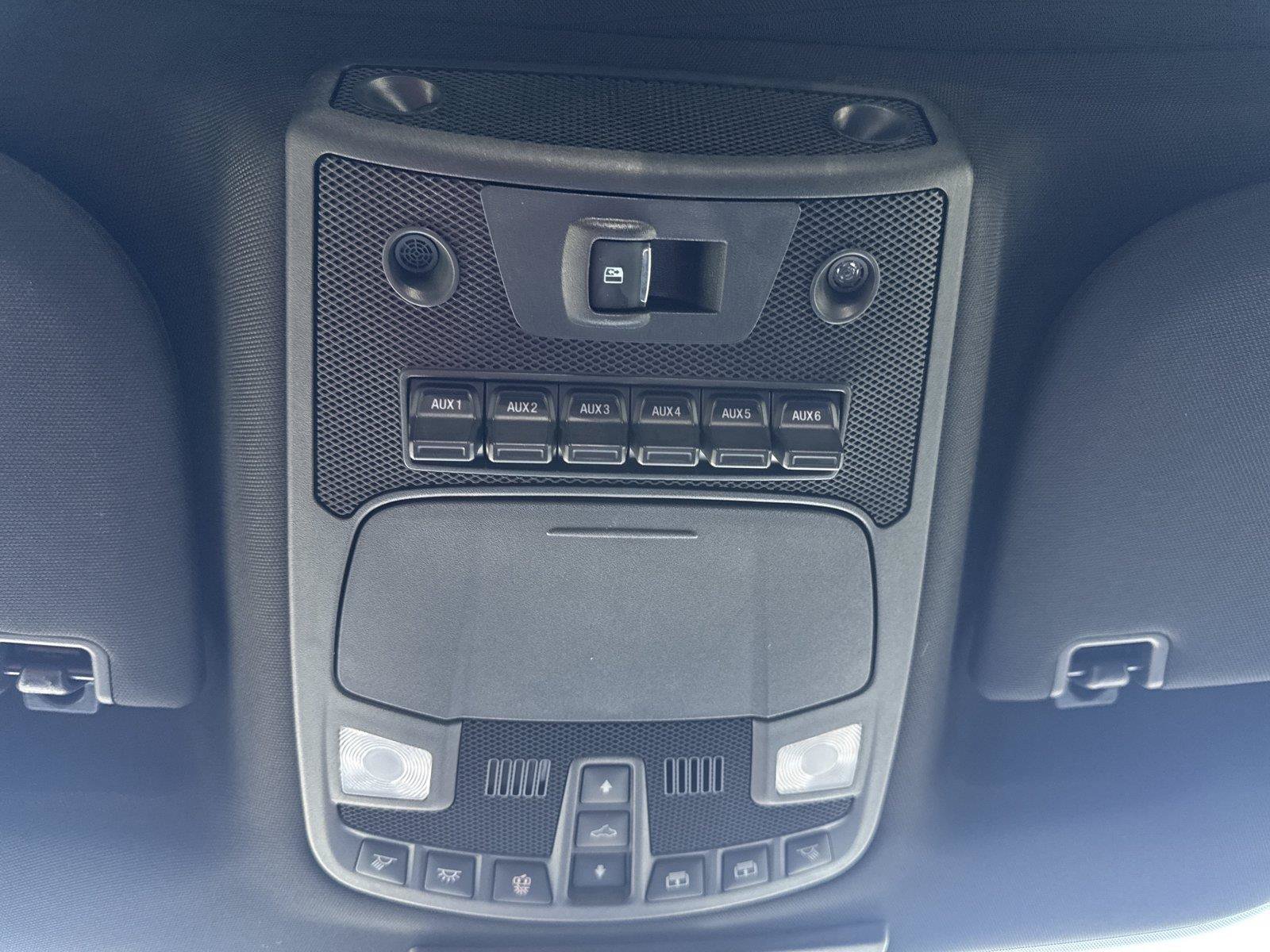 Used 2022 Ford F250 Platinum w/ FX4 Off-Road Package AWD/4WD image 30