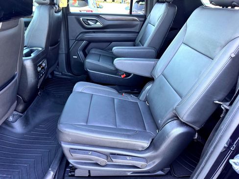 Used 2022 Chevrolet Suburban Z71 w/ Z71 Off-Road Package image 20