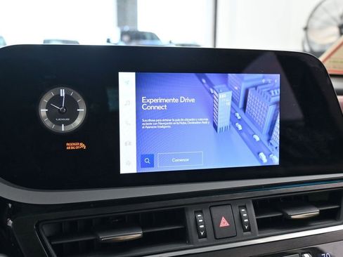 Used 2025 Lexus ES 350 w/ Premium Package FWD image 18