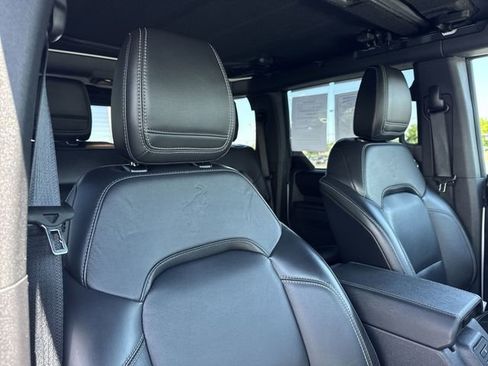 Used 2025 Ford Bronco Outer Banks AWD/4WD image 29