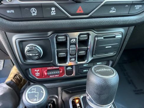 New 2026 Jeep Gladiator Willys image 25