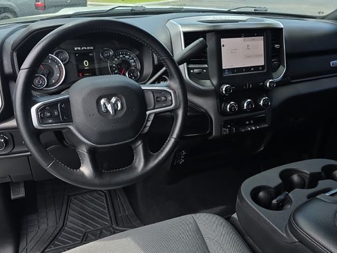 Used 2024 RAM 3500 Big Horn AWD/4WD image 25