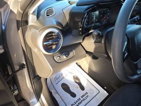 Used 2025 Chevrolet Trax LS w/ Driver Confidence Package image 21